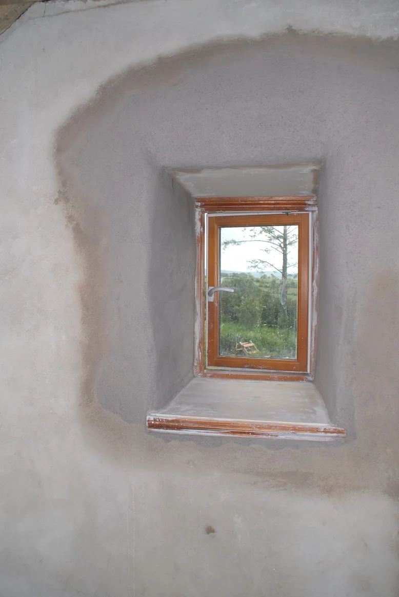 Inserting Side Windows — photograph 7