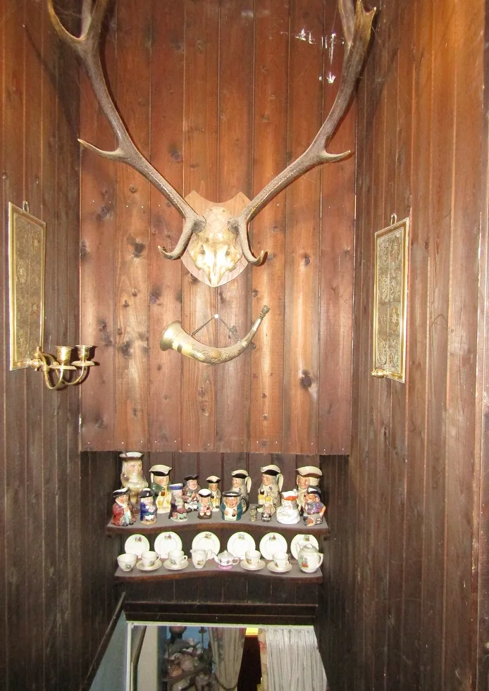 An Author's Study — photograph 6
