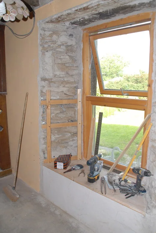 Replacing the Main Windows — photograph 4