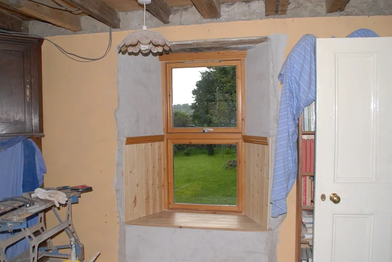 Replacing the Main Windows — photograph 6