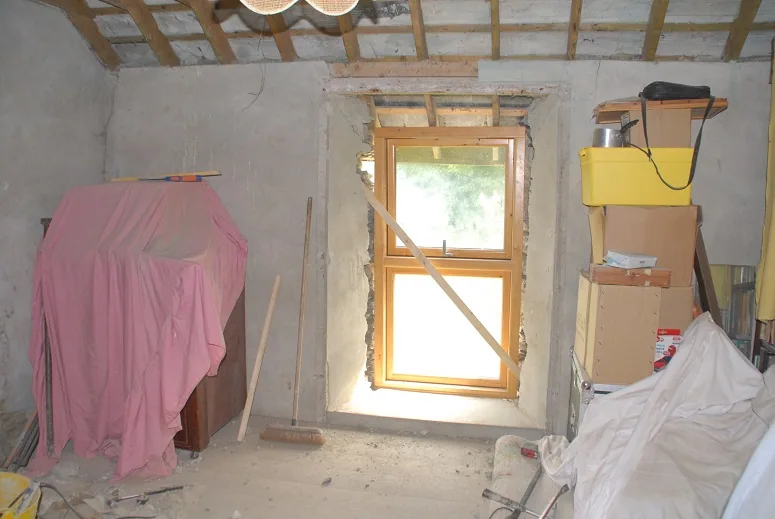 Replacing the Main Windows — photograph 15