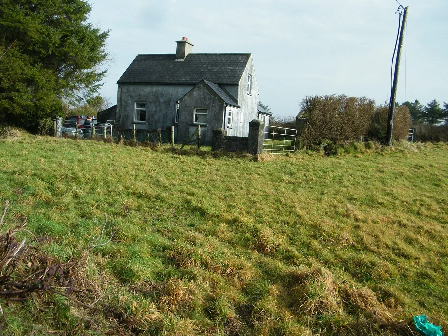 House Search — photograph 12