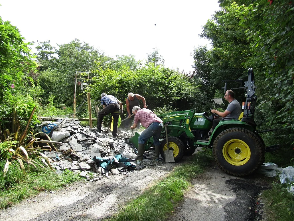 New Roof — photograph 12