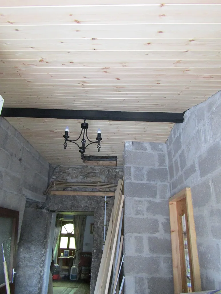 Front Hallway — photograph 2