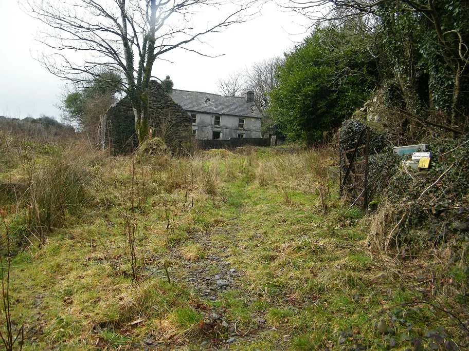 House Search — photograph 13