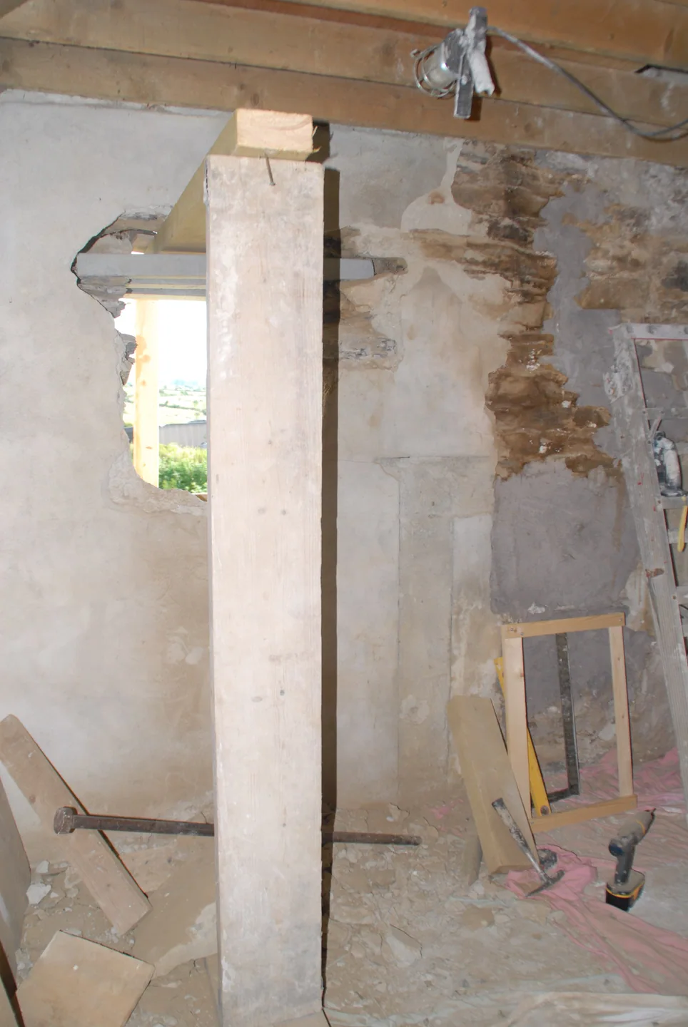 Inserting Side Windows — photograph 2