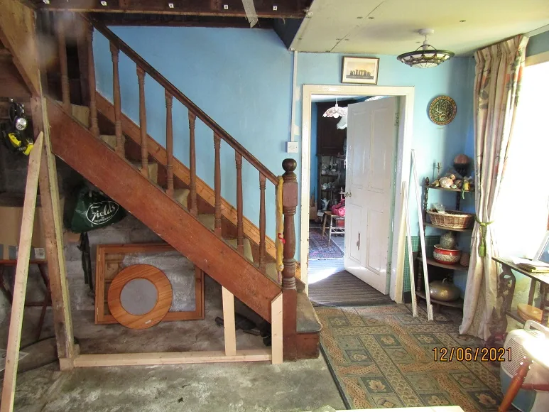 Living Room Partition — photograph 3